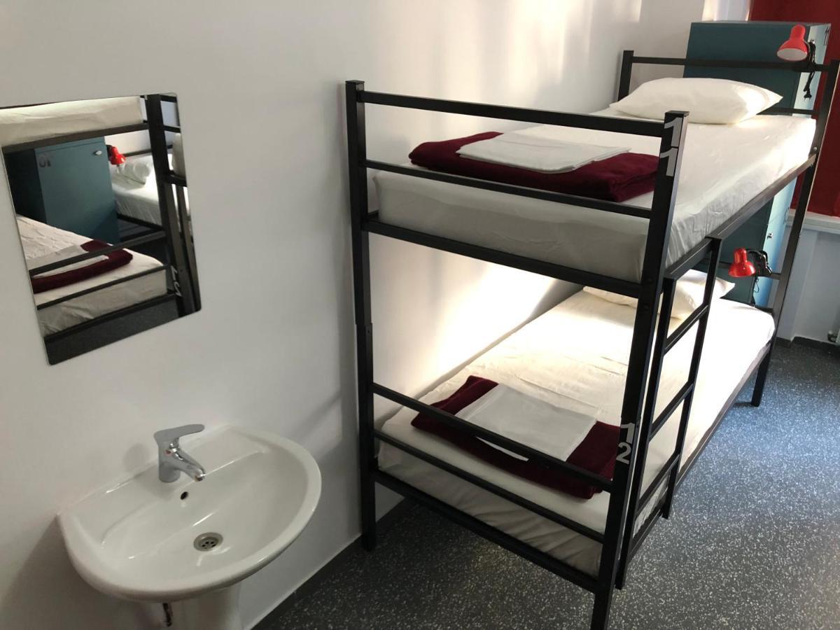 Hostel Mil Pasos Penthouse Bucureşti